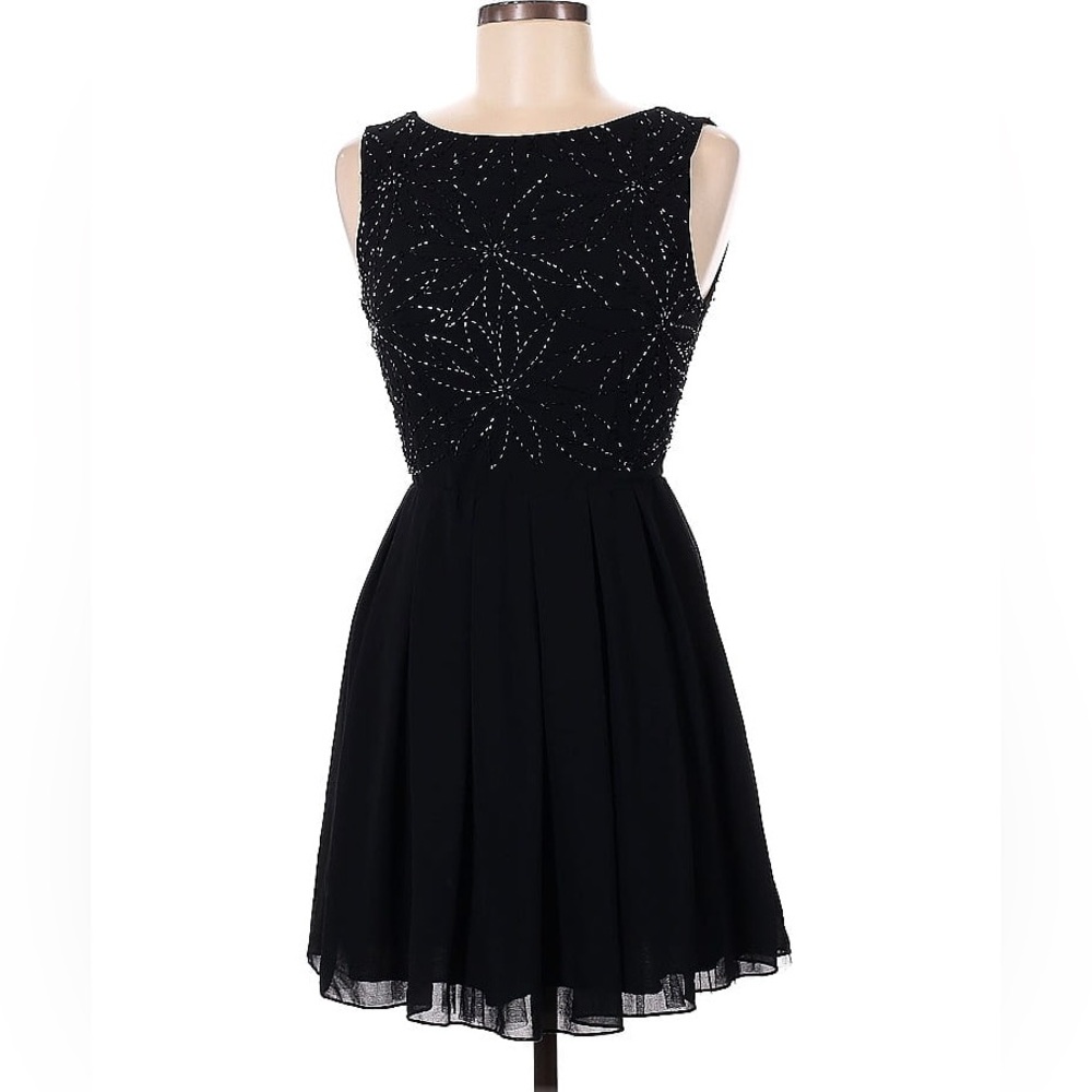 Cute black party dress